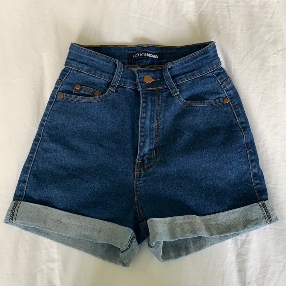 Fashion Nova shorts